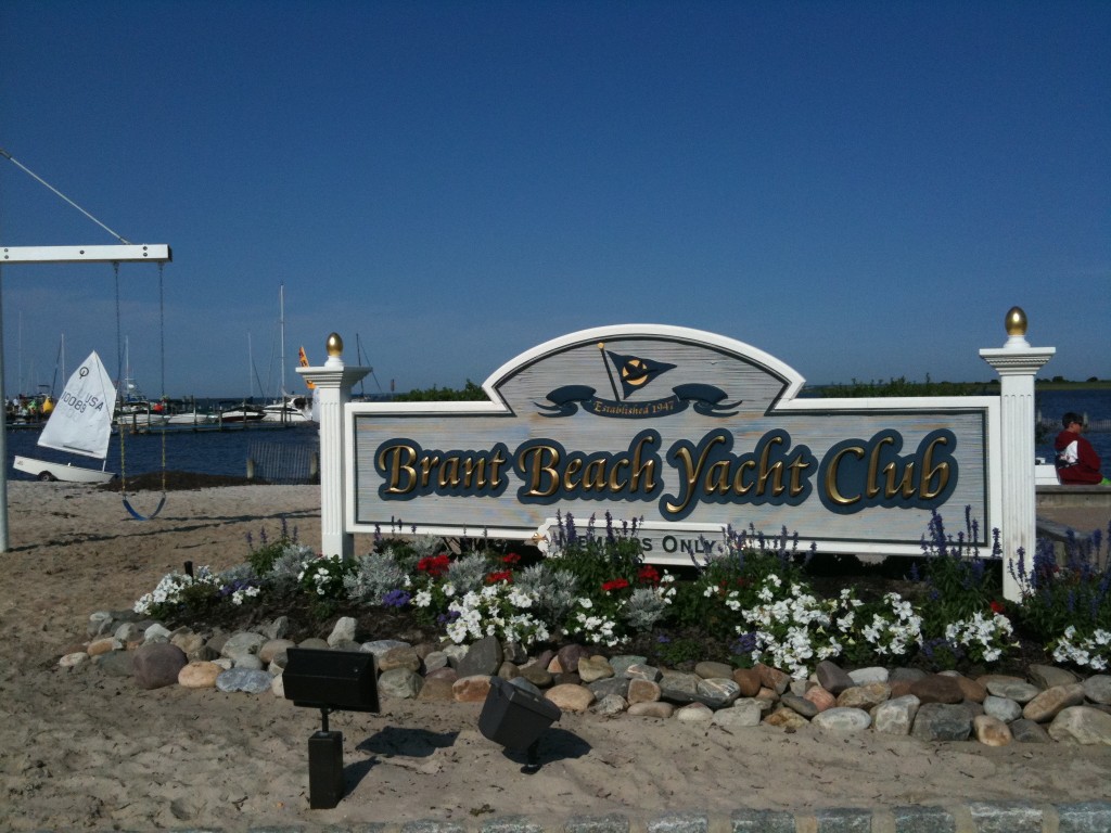 Brant Beach Yacht Club